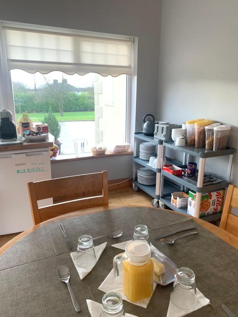 Kate'S Rest Bed & Breakfast Килкени Екстериор снимка